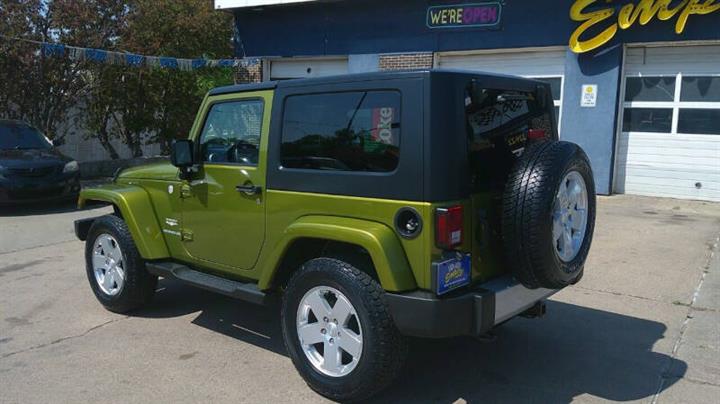 $16999 : 2010 Wrangler Sahara image 4