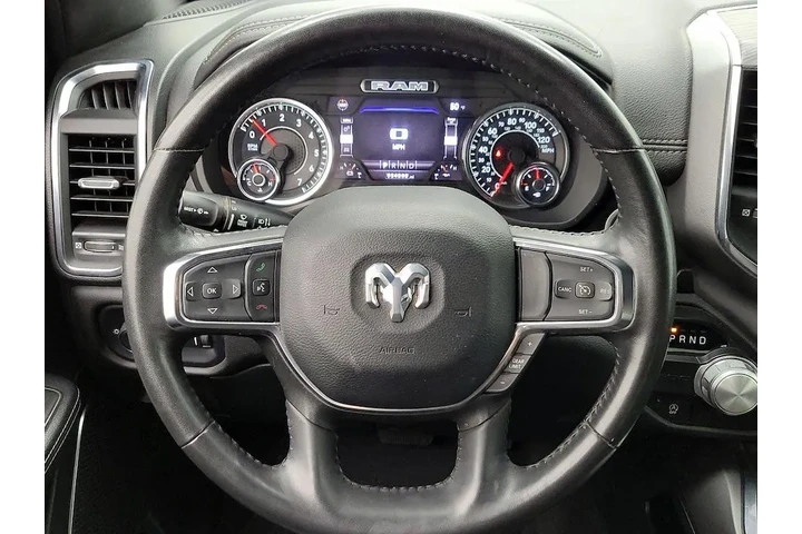 $35998 : Ram 1500 2024 4x2 Laramie 4d image 10