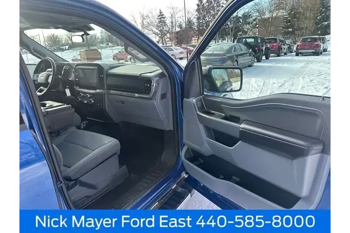 $39995 : Ford F-150 2025 4x4 XLT 4dr image 10