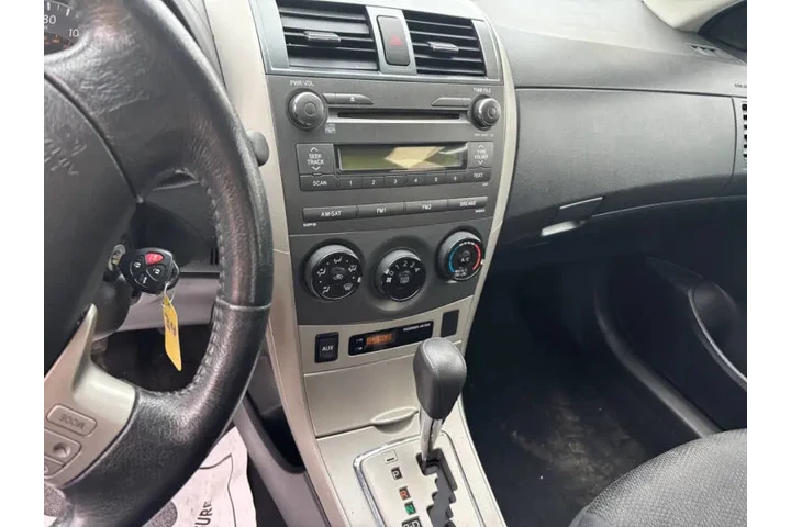 $8599 : 2010 Corolla image 10