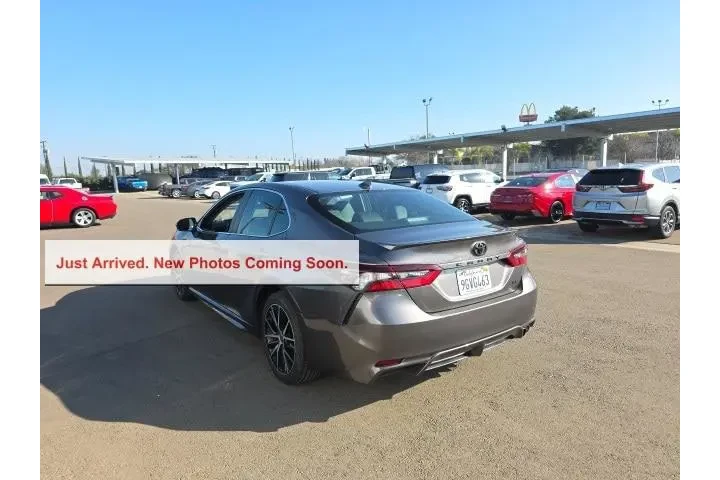 $23900 : Toyota Camry 2023 SE 4dr Sed image 4