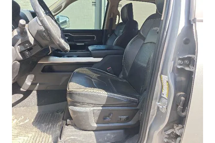 $34990 : Ram 2500 2019 4x4 Laramie 4d image 8