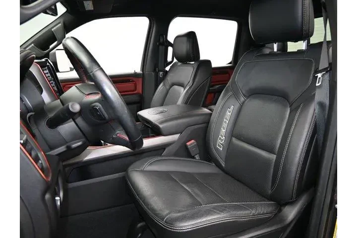 $28477 : Ram 1500 2019 4x4 Rebel 4dr image 10