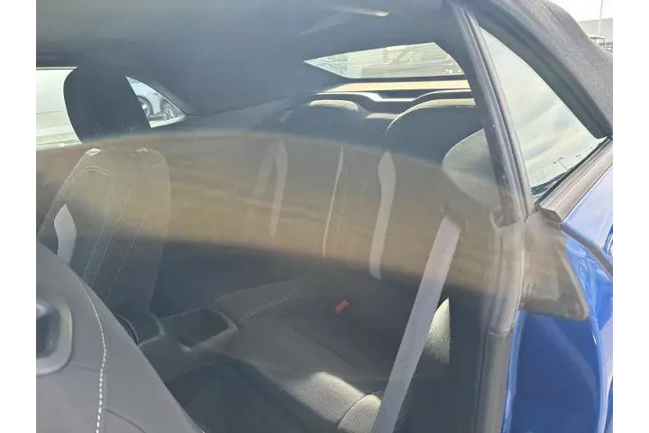 $21853 : Chevrolet Camaro 2018 LT 2dr image 7