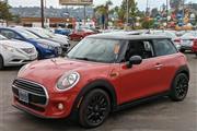 $15997 : 2017 MINI Cooper Hardtop 2 Do thumbnail