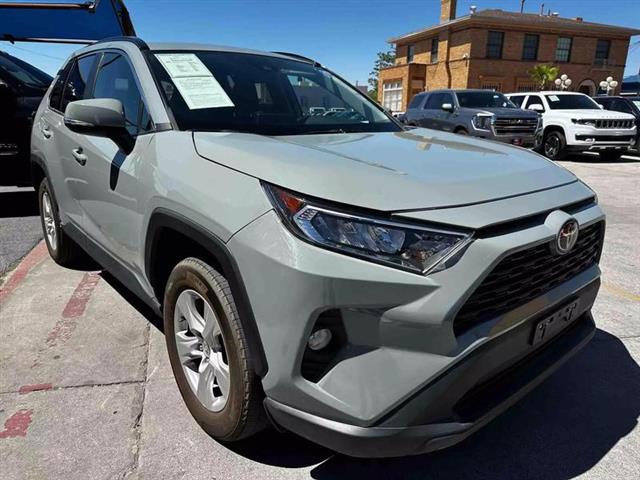 $36995 : Pre-Owned 2021 RAV4 XLE Sport image 4