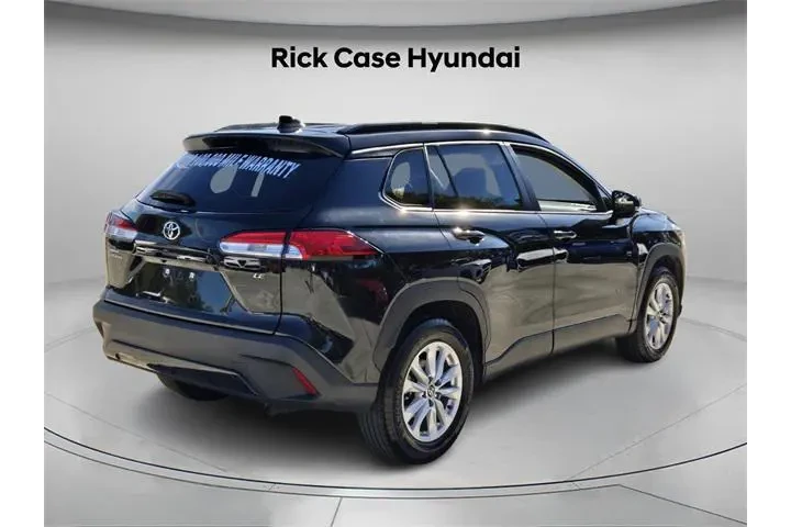 $19226 : Toyota Corolla Cross 2022 LE image 7