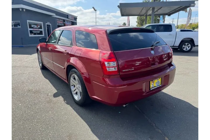 $9998 : 2005 Magnum RT image 6