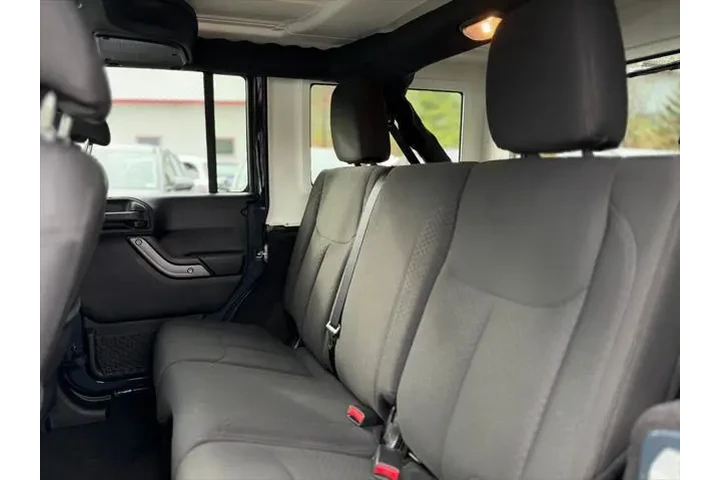 $20999 : Jeep Wrangler JK Unlimited 2 image 6