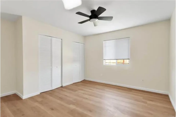 $1950 : 3Beds 1Bath House- Adelanto CA image 6