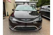 $17999 : 2018 Pacifica Hybrid Touring thumbnail