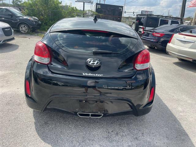 $4987 : 2012 Veloster image 7