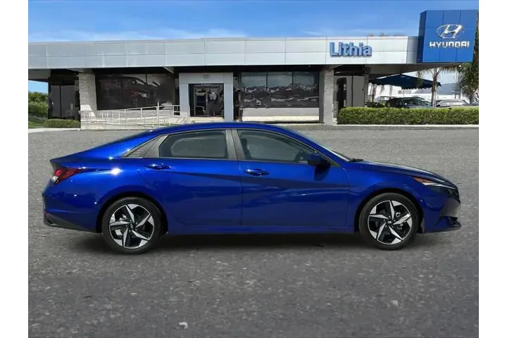 $20599 : Hyundai ELANTRA 2023 SEL 4dr image 9