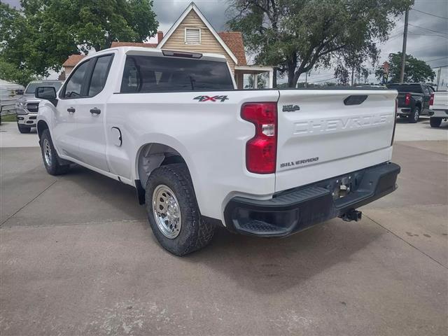 2021 CHEVROLET SILVERADO 1500 image 9