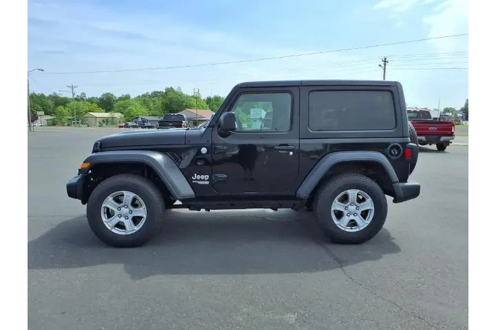 $21812 : Jeep Wrangler 2019 4x4 Sport image 3