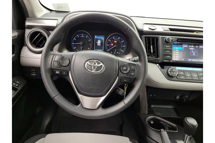 $20998 : Toyota RAV4 2017 XLE 4dr SUV image 10