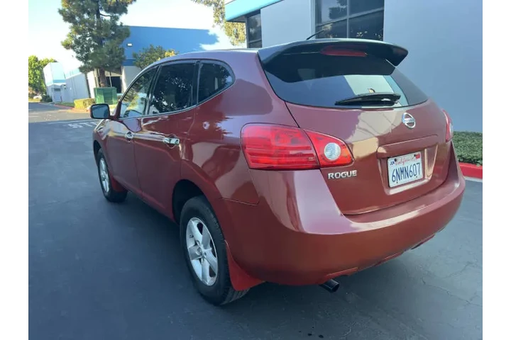 $8000 : 2010 Rogue S image 2