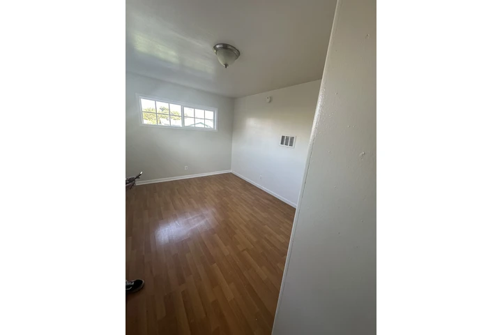 $1975 : APARTAMENTO EN LOS ANGELES image 2