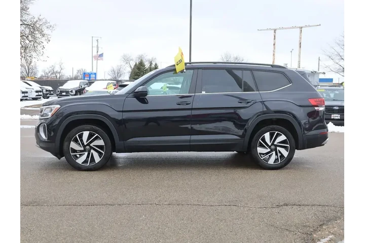 $32677 : Volkswagen Atlas 2025 AWD SE image 5