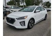 $19990 : Hyundai IONIQ Hybrid 2020 Li thumbnail