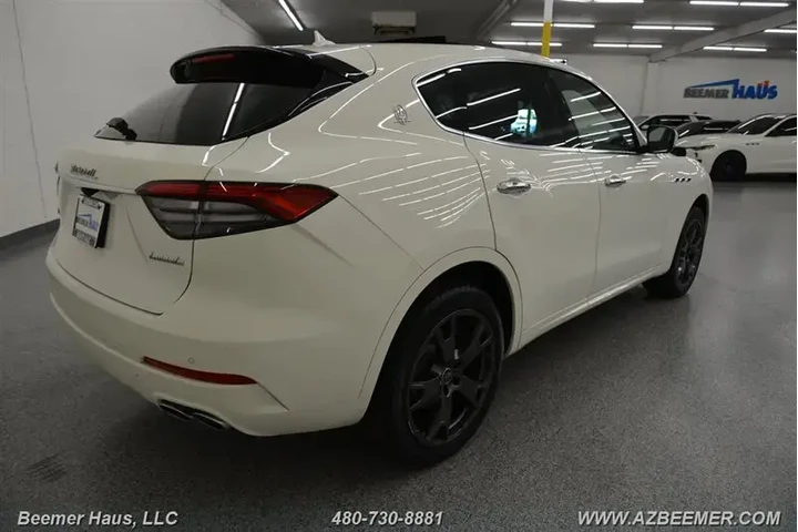 $31998 : Maserati Levante 2021 AWD 4d image 7