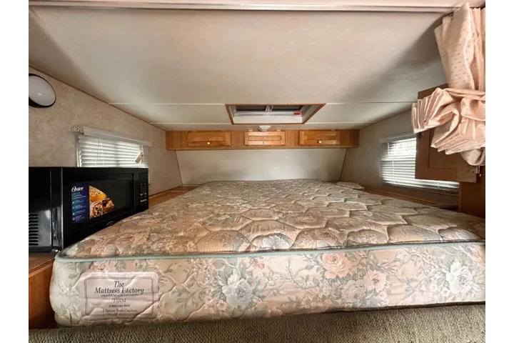 $12900 : 2009 Northland Camper 850 image 10