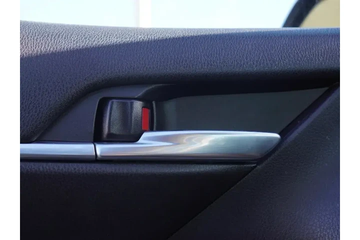 $21781 : Toyota Camry 2023 SE 4dr Sed image 8