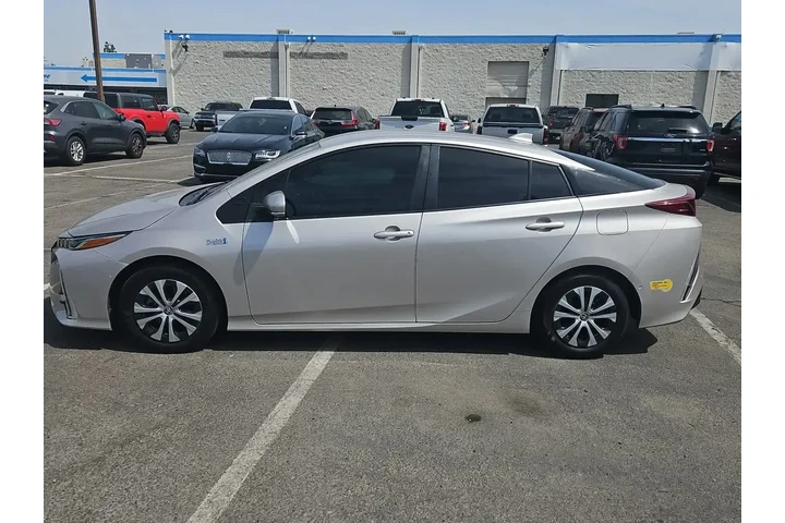 $23500 : Toyota Prius Prime 2021 Limi image 5