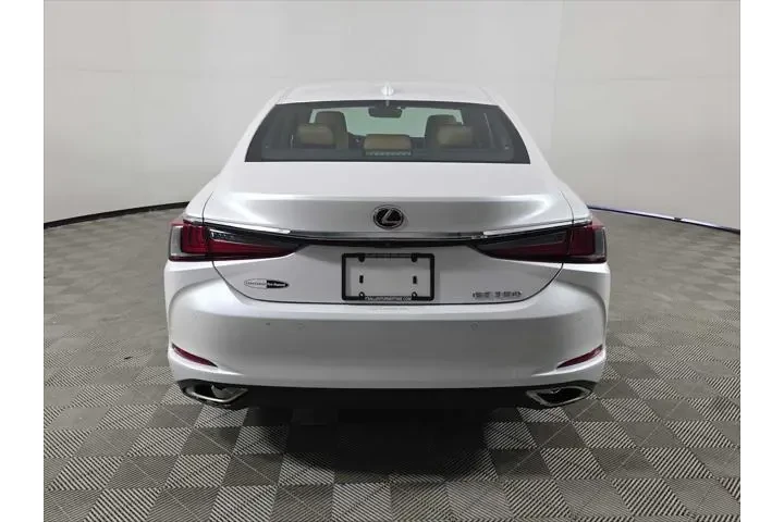 $28997 : Lexus ES 350 2019 image 7