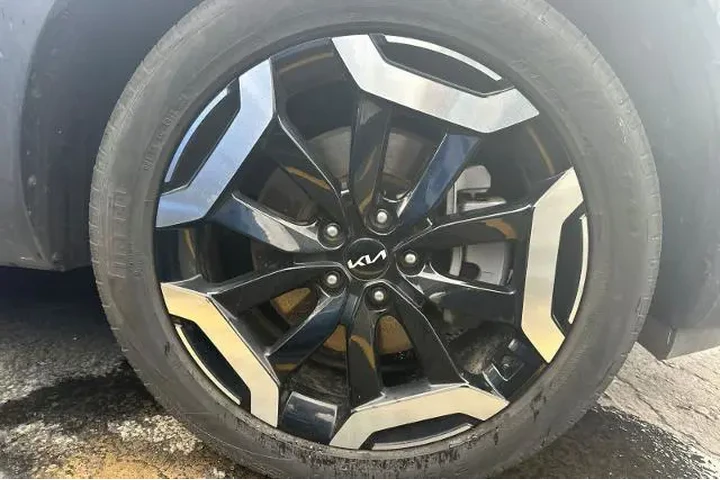 $37995 : Kia Telluride 2025 AWD S 4dr image 10