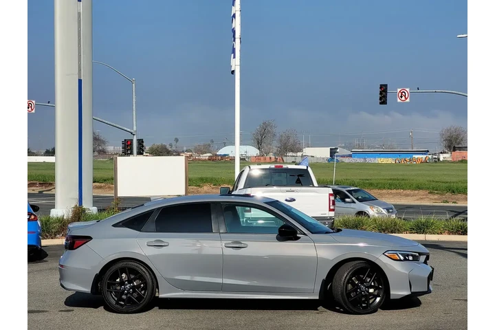 $29846 : Honda Civic Hybrid 2025 Spor image 3
