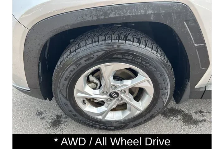 $21900 : Hyundai TUCSON 2023 AWD SEL image 9