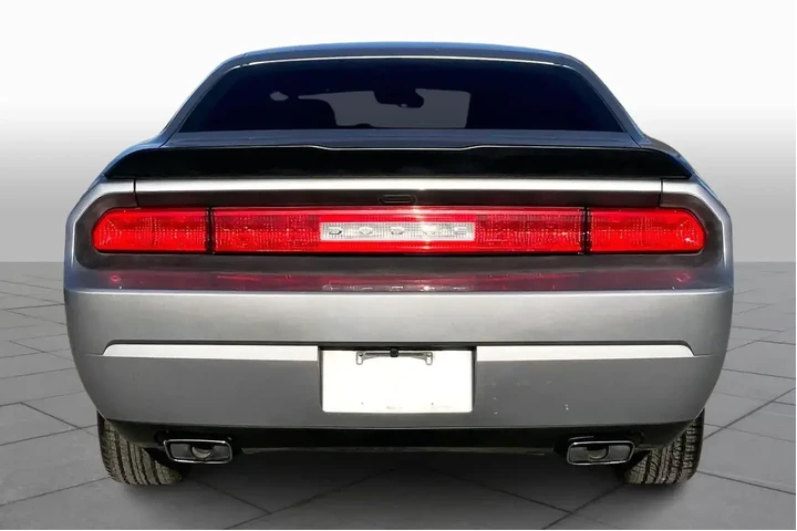 $11586 : Dodge Challenger 2014 SXT 2d image 4