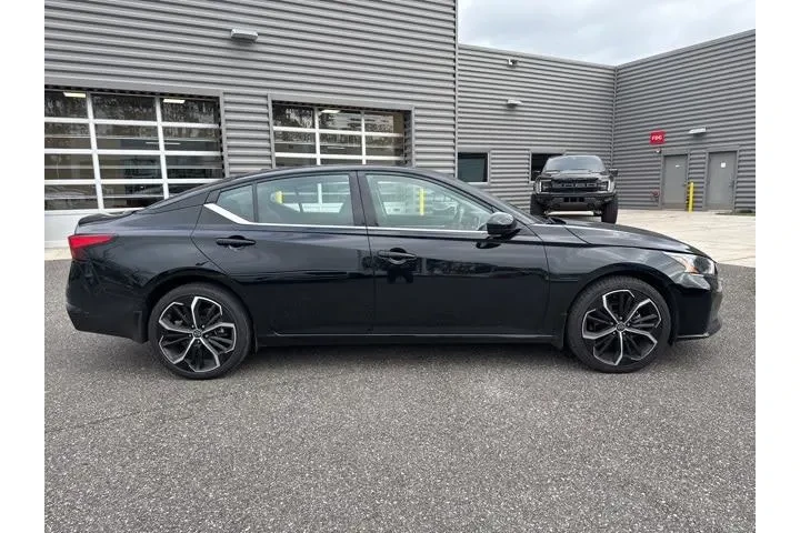 $22469 : Nissan Altima 2024 AWD 2.5 S image 2