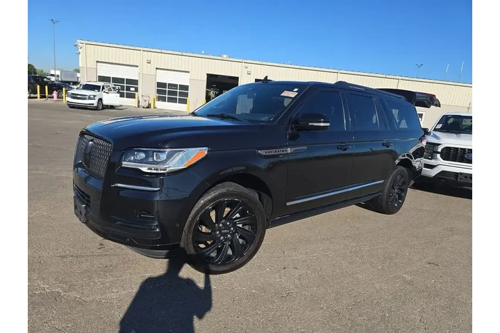 $36999 : Lincoln Navigator L 2022 4x4 image 1