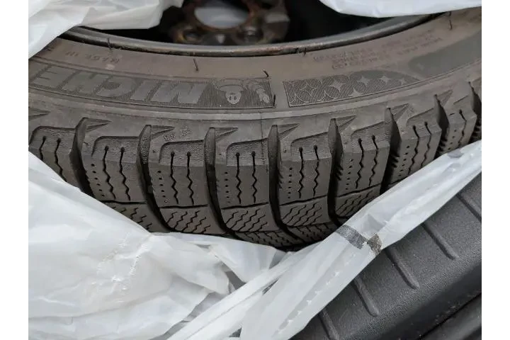 $17995 : Mazda Mazda3 Sedan 2019 AWD image 10