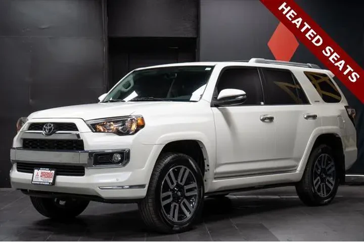 $27106 : Toyota 4Runner 2016 4x2 SR5 image 1