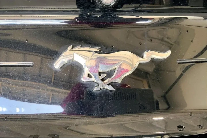 $12821 : Ford Mustang 2018 EcoBoost 2 image 9