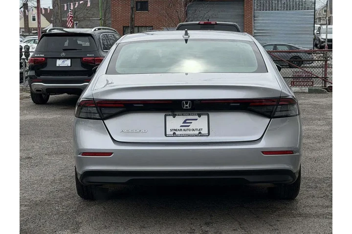 $23644 : Honda Accord 2024 EX 4dr Sed image 6