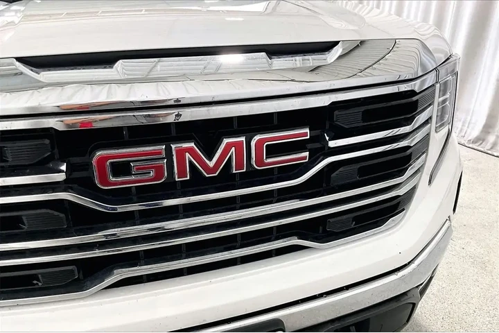 $37991 : GMC Sierra 1500 2024 4x2 SLT image 7