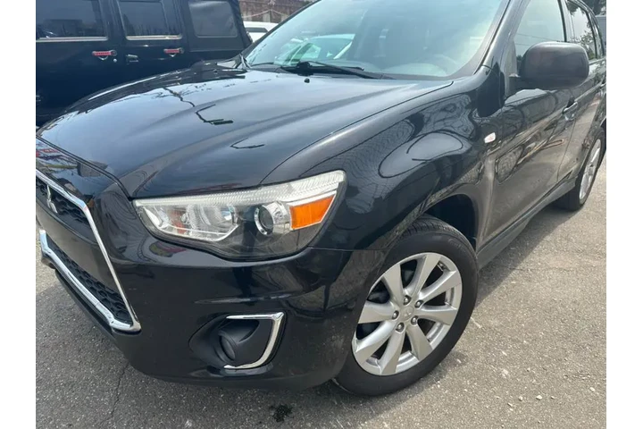 $7499 : Used 2014 Outlander Sport 2WD image 2