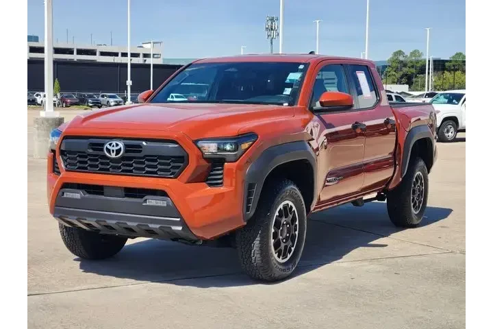 $39746 : Toyota Tacoma 2025 4x4 SR5 4 image 3