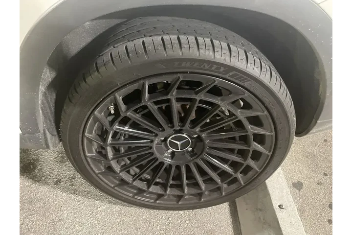 $18917 : Mercedes-Benz GLA 2020 GLA 2 image 9