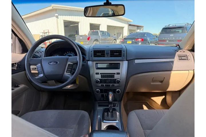 $5000 : Ford Fusion 2012 SE 4dr Seda image 5