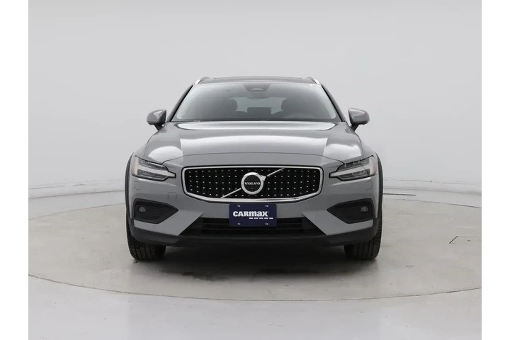 $38998 : Volvo V60 Cross Country 2025 image 5