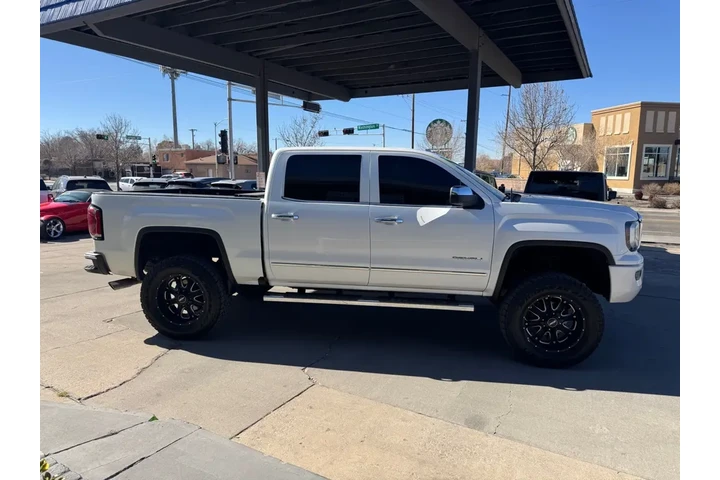 2017 GMC Sierra 1500 Denali C image 4
