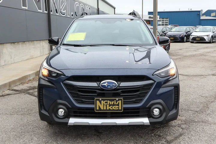 $35988 : 2025 Outback Limited XT AWD image 2