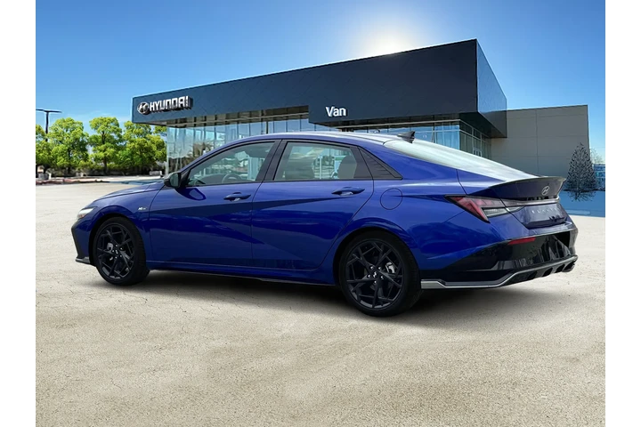 $24499 : Hyundai ELANTRA 2024 N Line image 4
