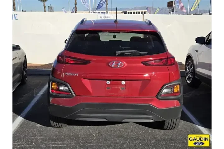 $15770 : Hyundai KONA 2021 SEL 4dr Cr image 2