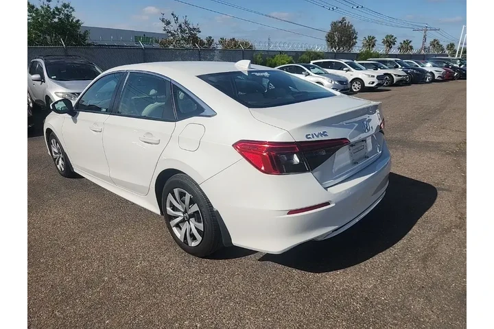 $23691 : Honda Civic 2023 LX 4dr Seda image 9